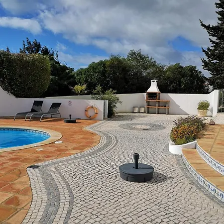 Casa Oliveiras