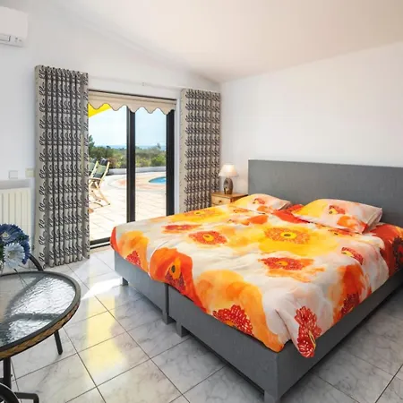 Holiday home Casa Oliveiras
